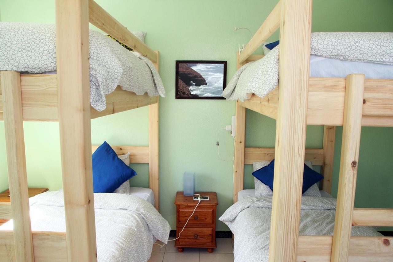 Ifni Surf Hostal Sidi Ifni Luaran gambar